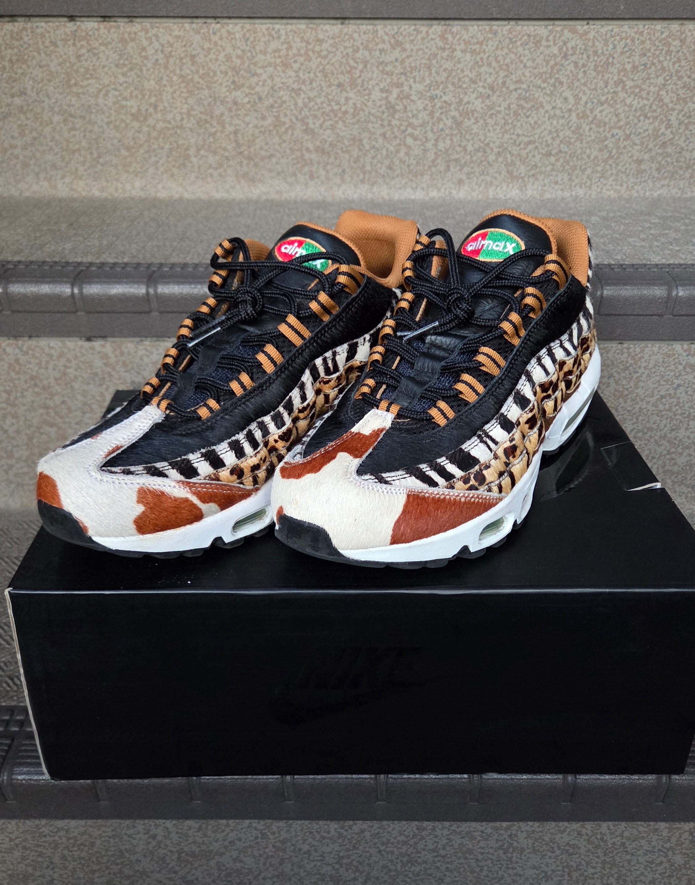 アトモス × ナイキ エアマックス95 DLX "アニマルパック"