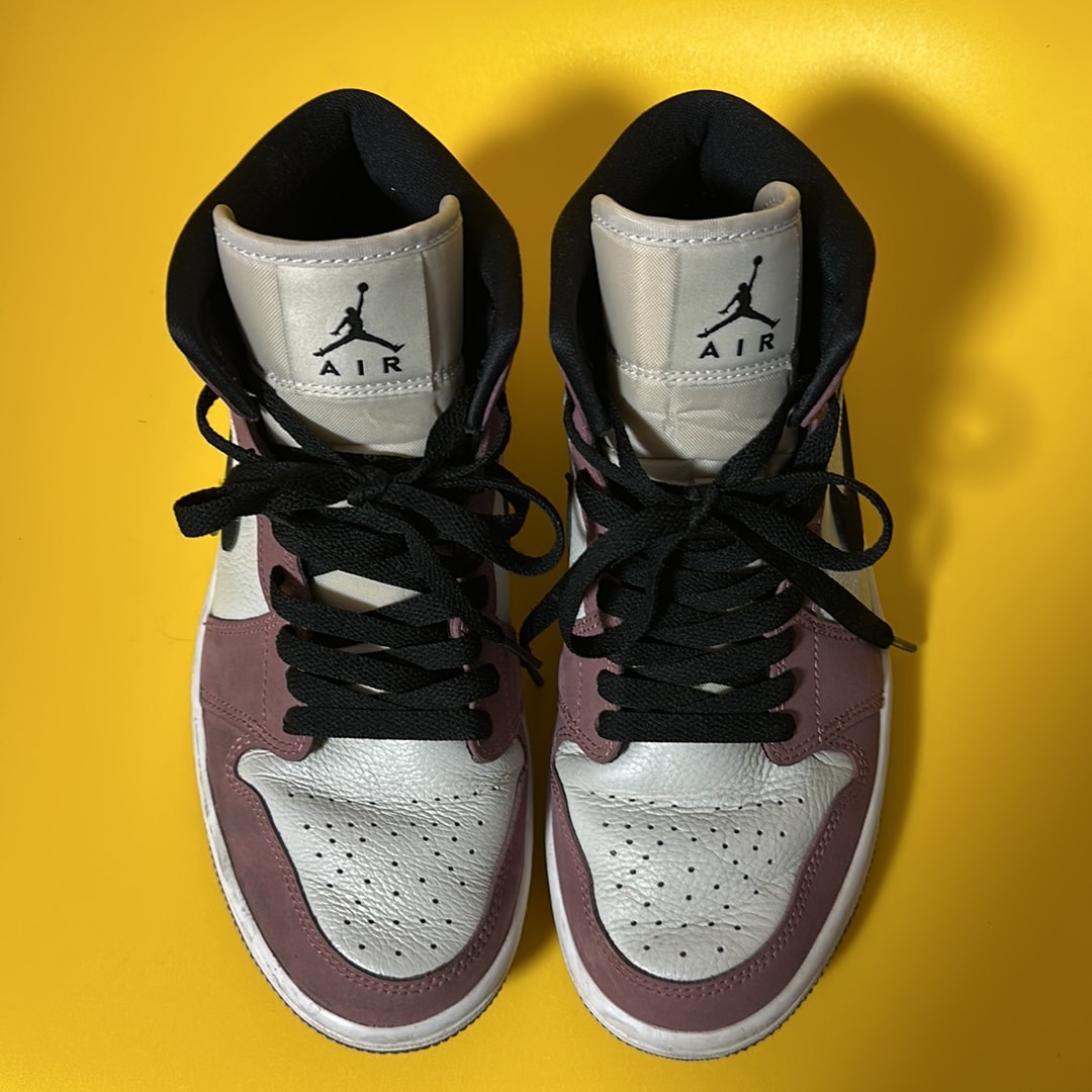 Nike Women's Air Jordan 1 Mid 