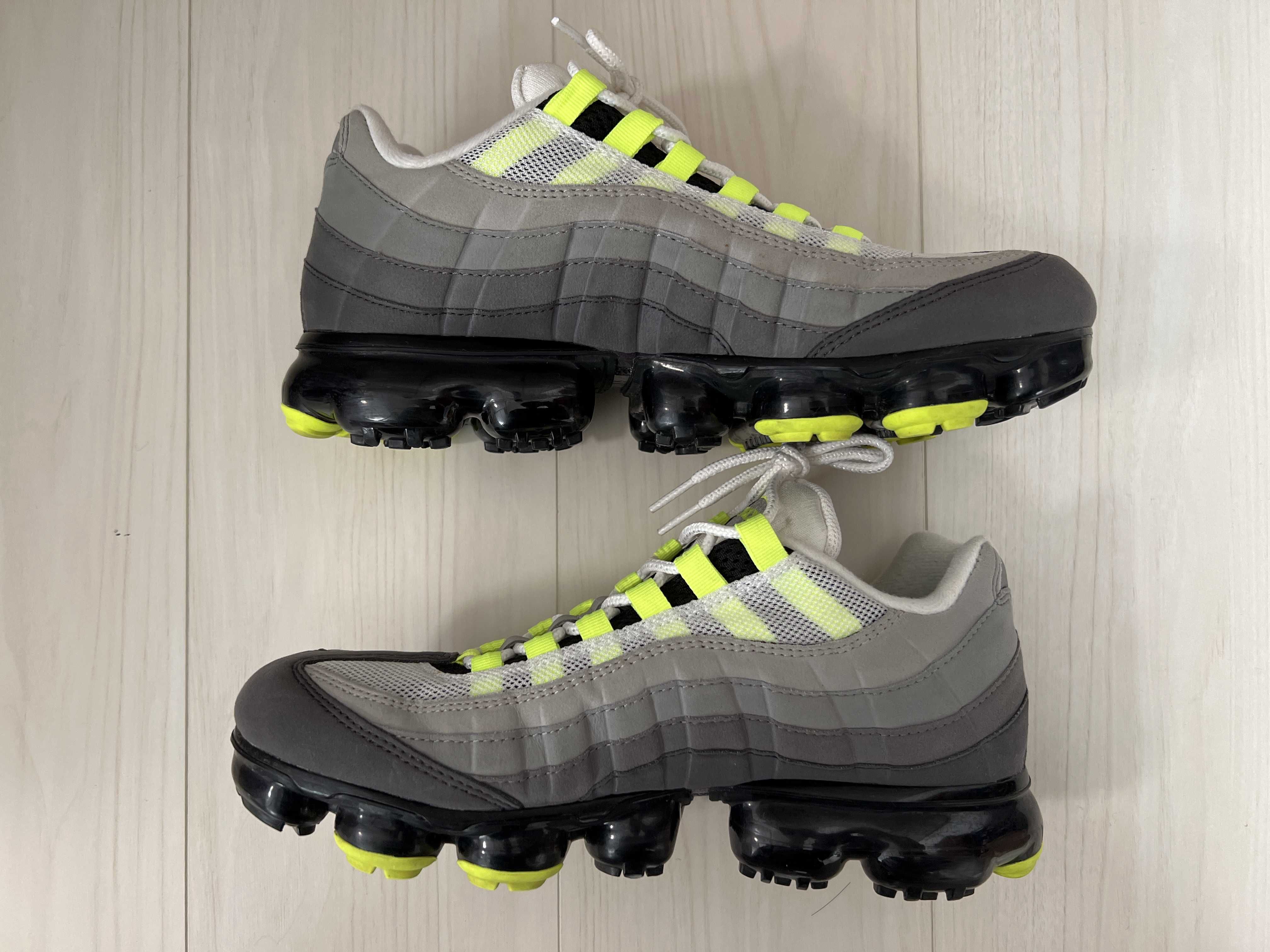 Nike Air Vapormax 95 "Neon"