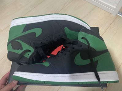 Nike Air Jordan 1 Retro High OG "Black/Pine Green" (2020)