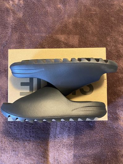 adidas YEEZY Slide "Onyx"