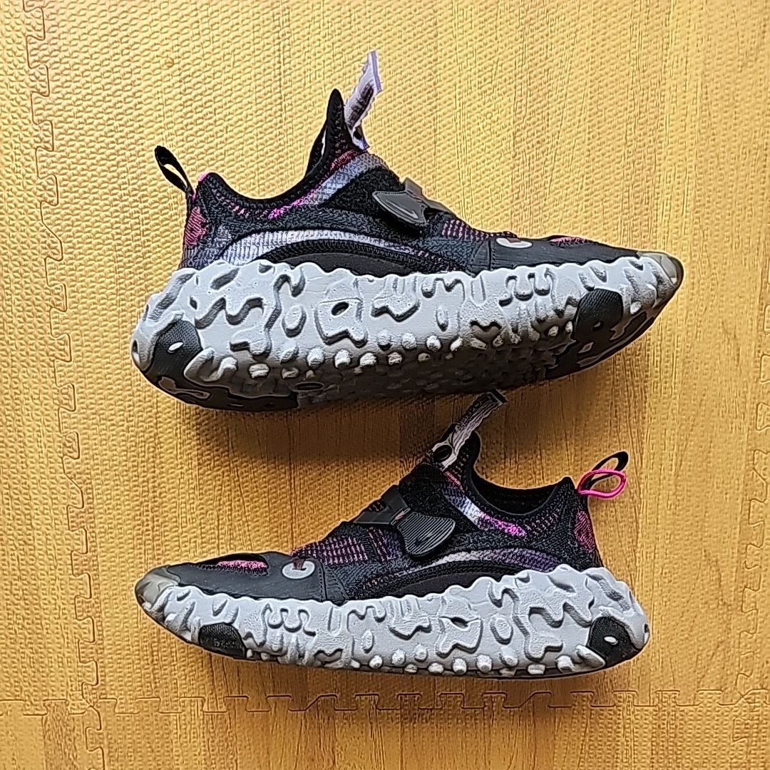 Nike ISPA Overreact ”Shadowberry”