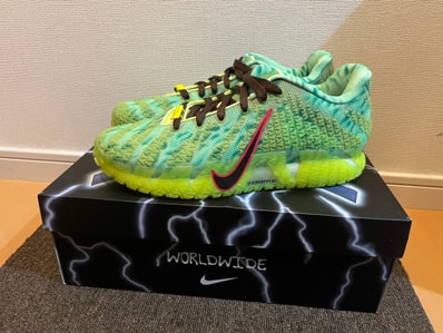 Nike Ja 3 "Spooky Season" (HV9924-700/HV9923-700)