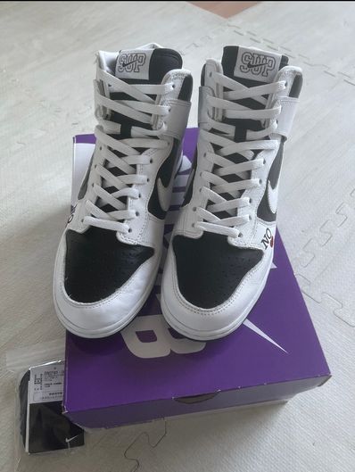Supreme × Nike SB Dunk High By Any Means "White Black"
