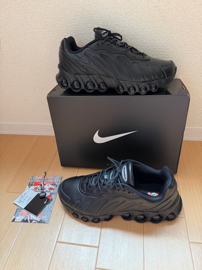 Nike Air Max DN8 "Leather/Triple Black"
