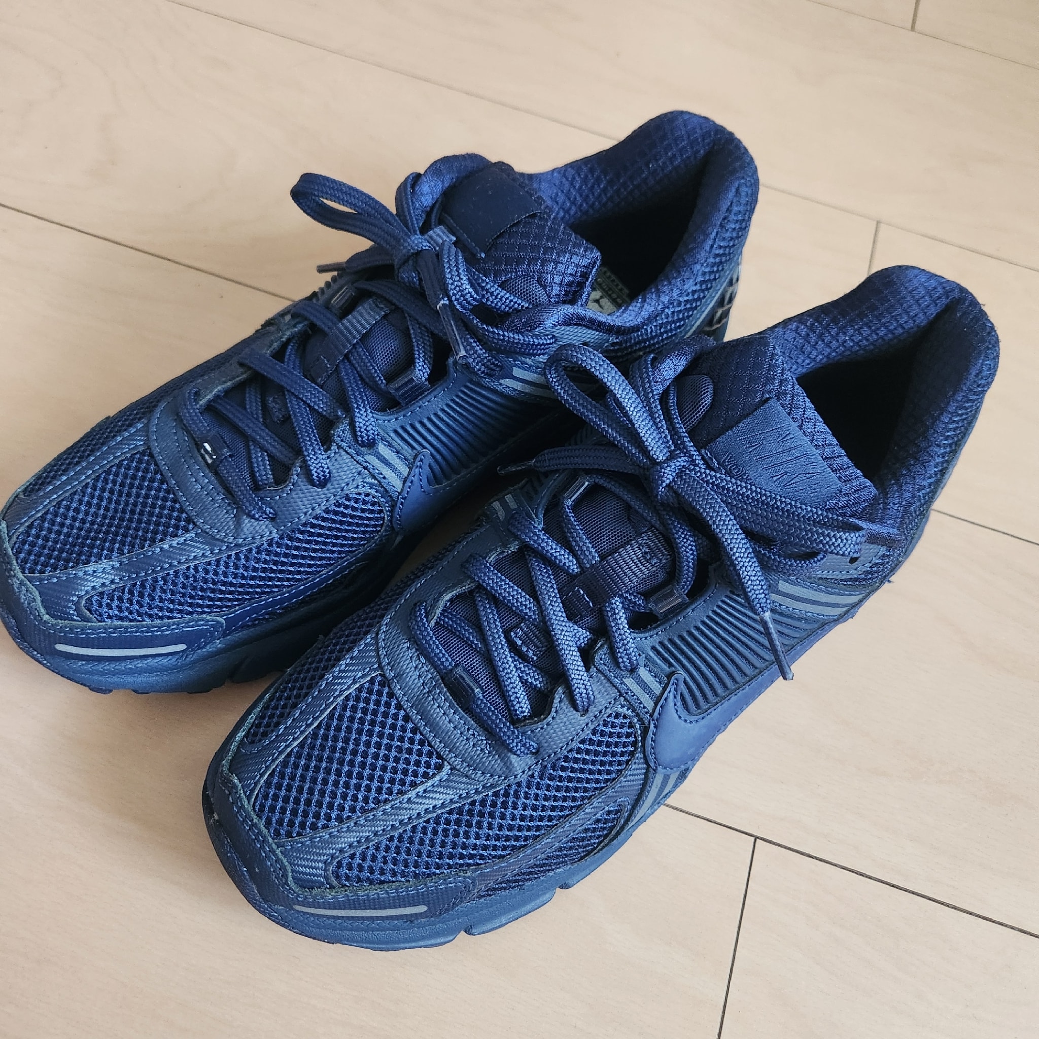 Nike Zoom Vomero 5 "Midnight Navy"