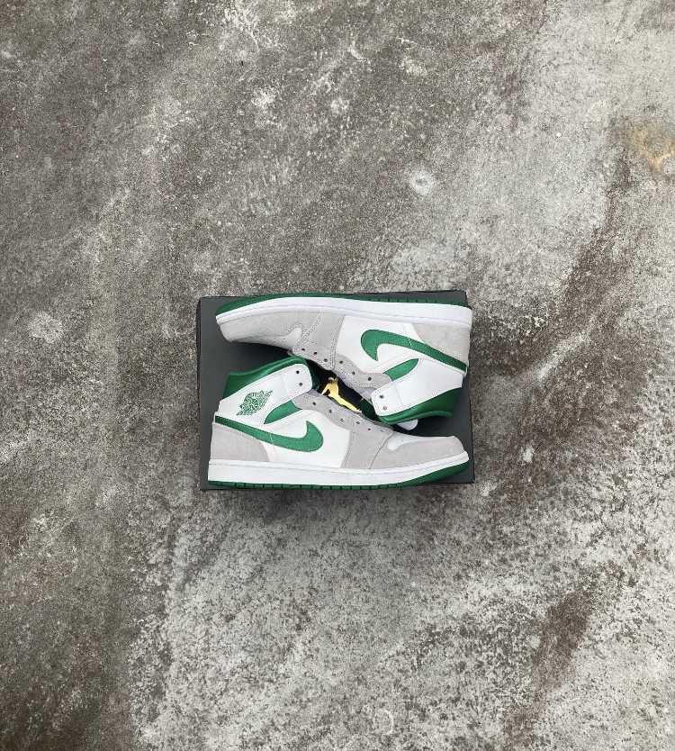 Nike Air Jordan 1 Mid "Green Grey White"
