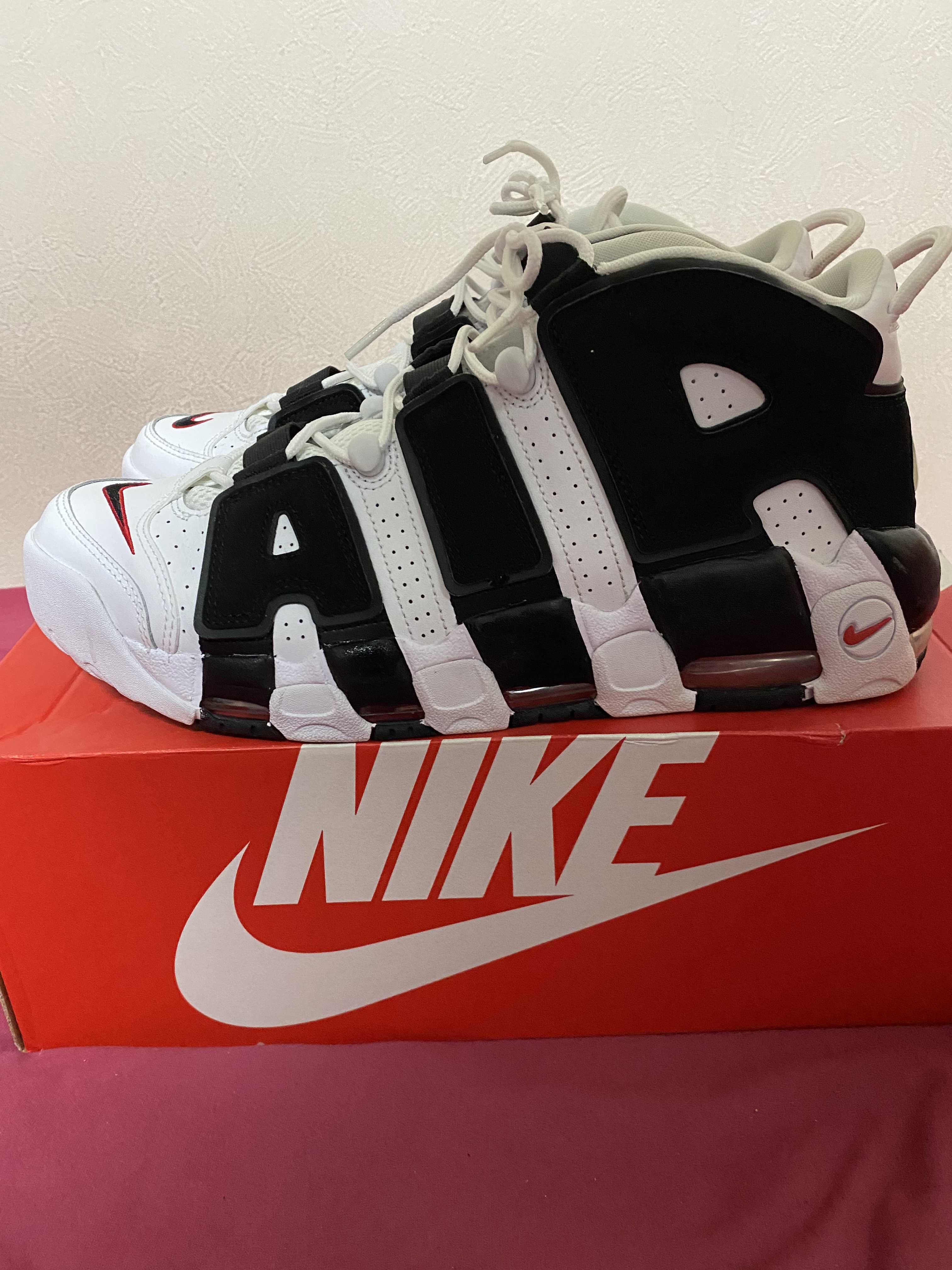 NIKE AIR MORE UPTEMPO "WHITE/BLACK/UNIVERSITY RED"(2020)