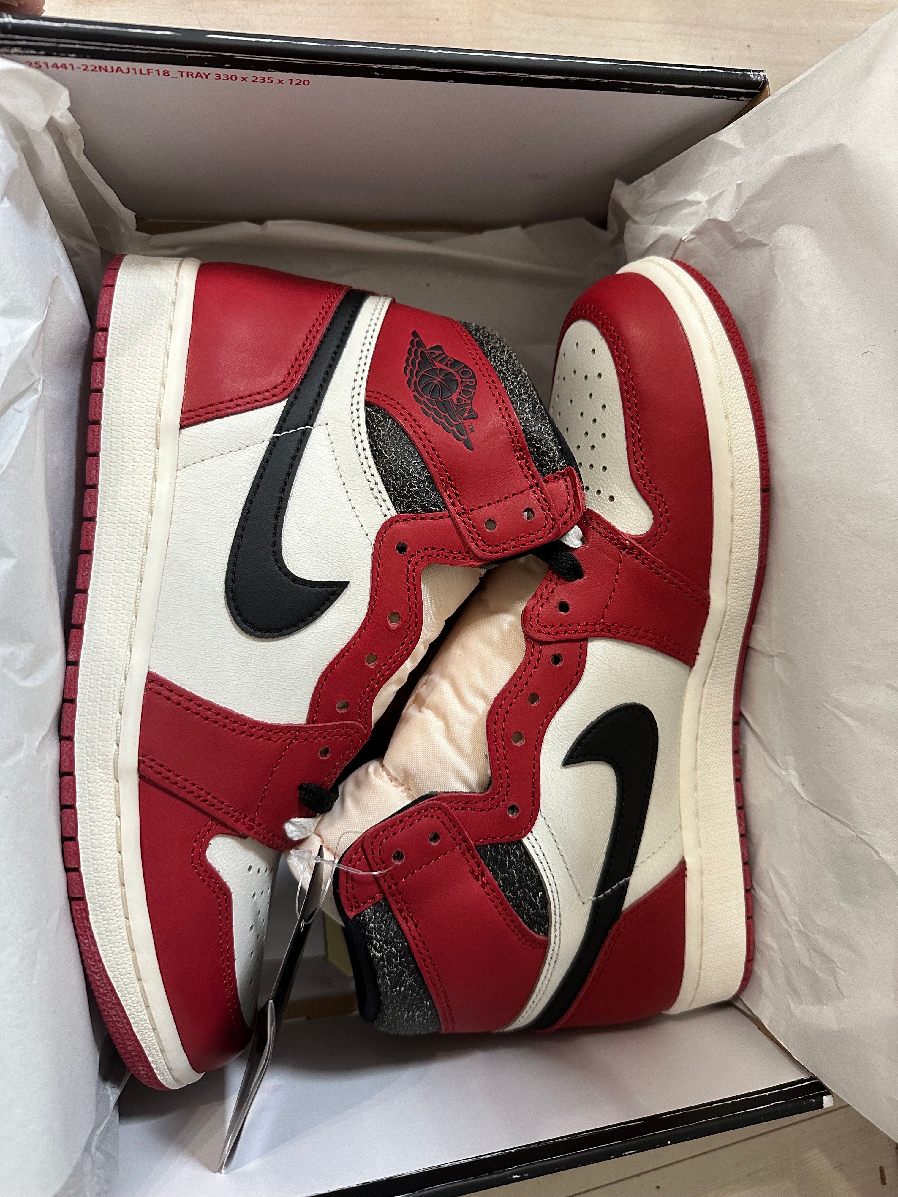 Nike Air Jordan 1 High OG "Lost & Found/Chicago"