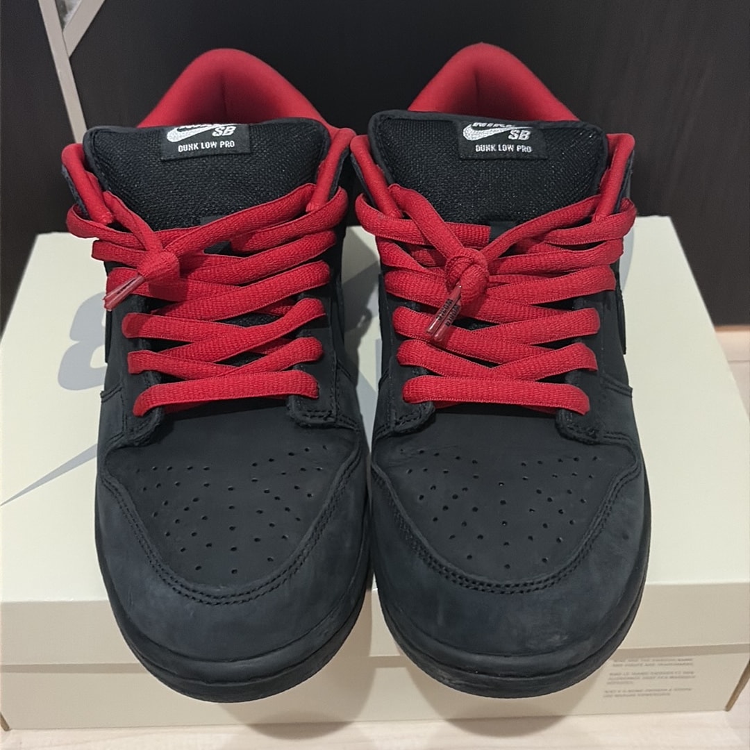 Supreme × Nike SB Dunk Low "Black" (25FW Week2)