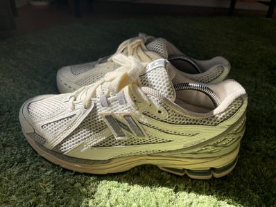 New Balance 1906R "White/Grey"