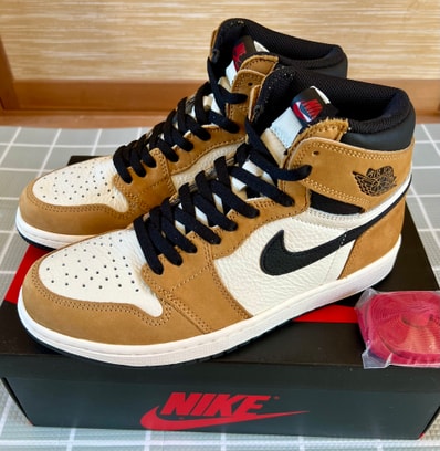 Nike Air Jordan 1 RETRO High "Rookie of The Year"
