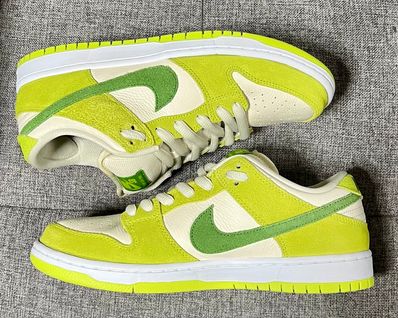 Nike SB Dunk Low "Green Apple"