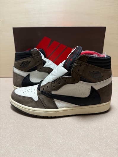 Travis Scott × Nike Air Jordan 1 Retro High OG TS SP "Sail/Dark Mocha"