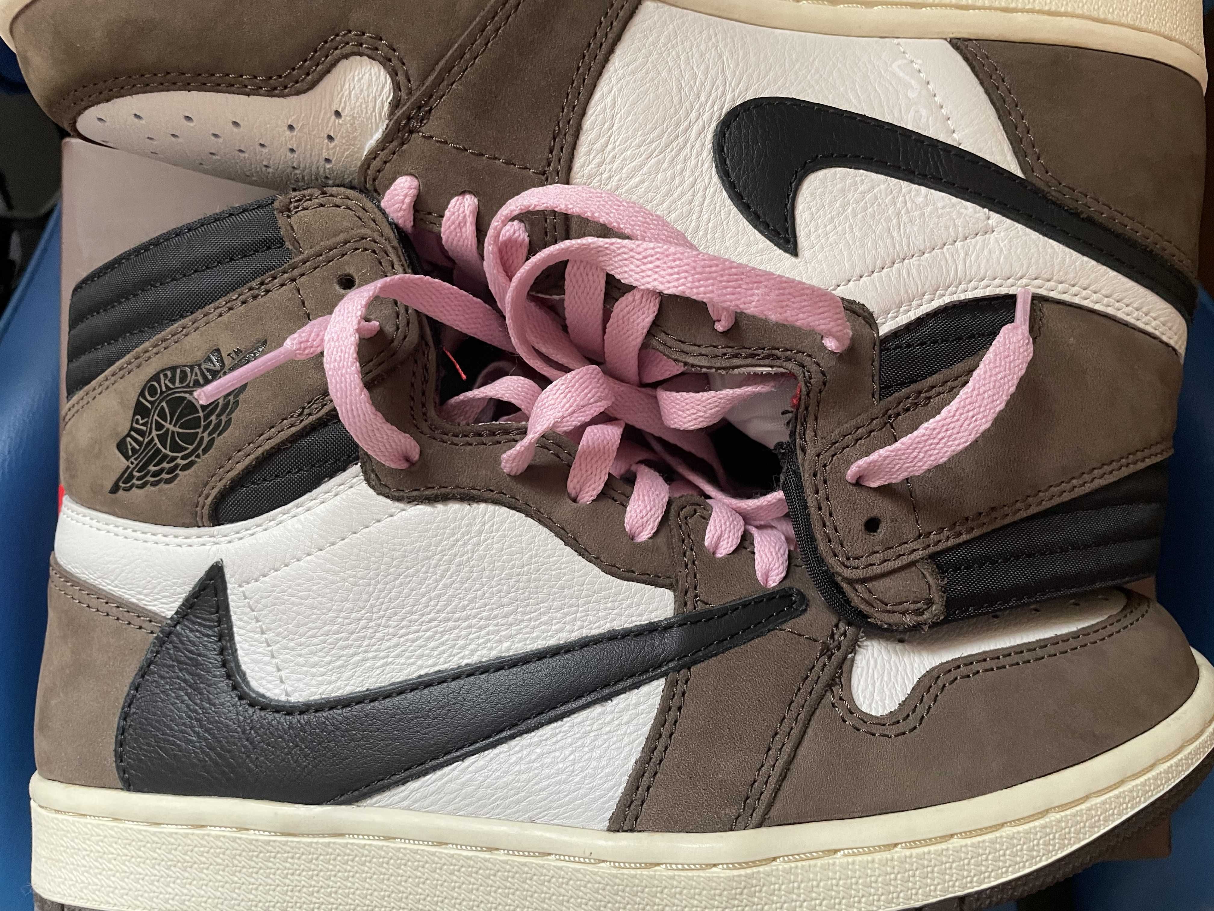 Travis Scott × Nike Air Jordan 1 Retro High OG TS SP "Sail/Dark Mocha"