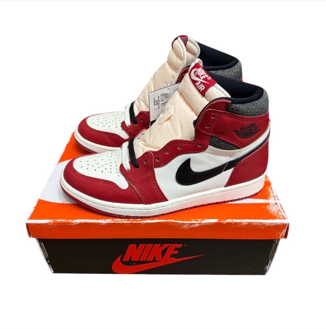 Nike Air Jordan 1 High OG "Lost & Found/Chicago"