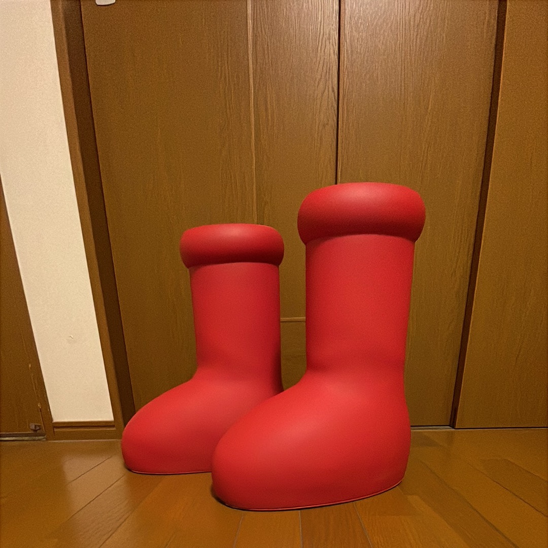 MSCHF Big Red Boot "Red"