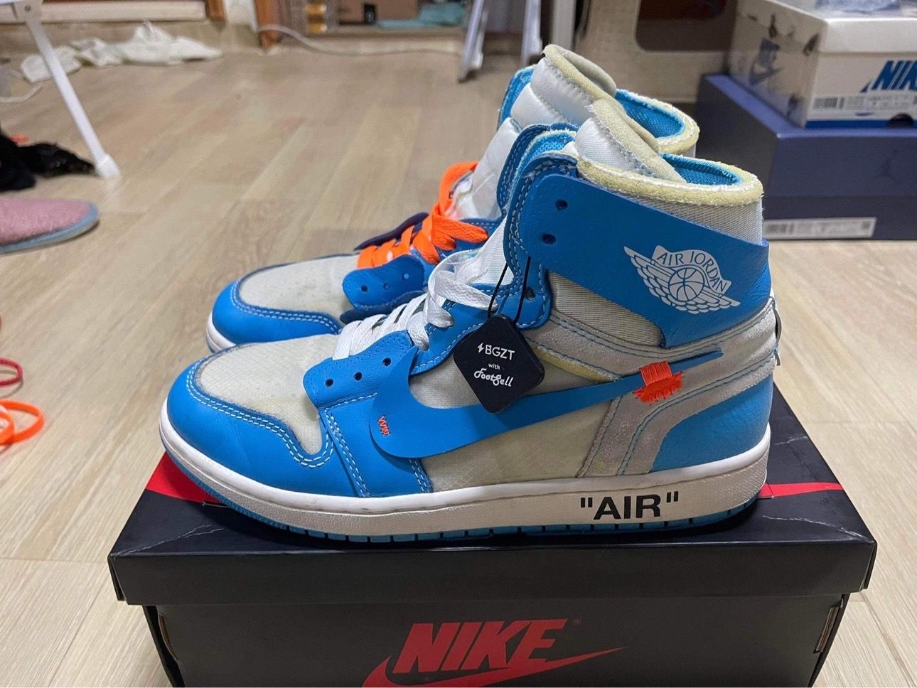 Off-White × Nike Air Jordan 1 High UNC "White/Dark Powder Blue"