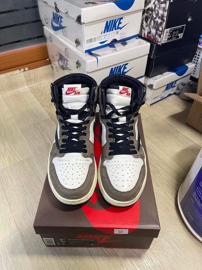 Travis Scott × Nike Air Jordan 1 Retro High OG TS SP "Sail/Dark Mocha"