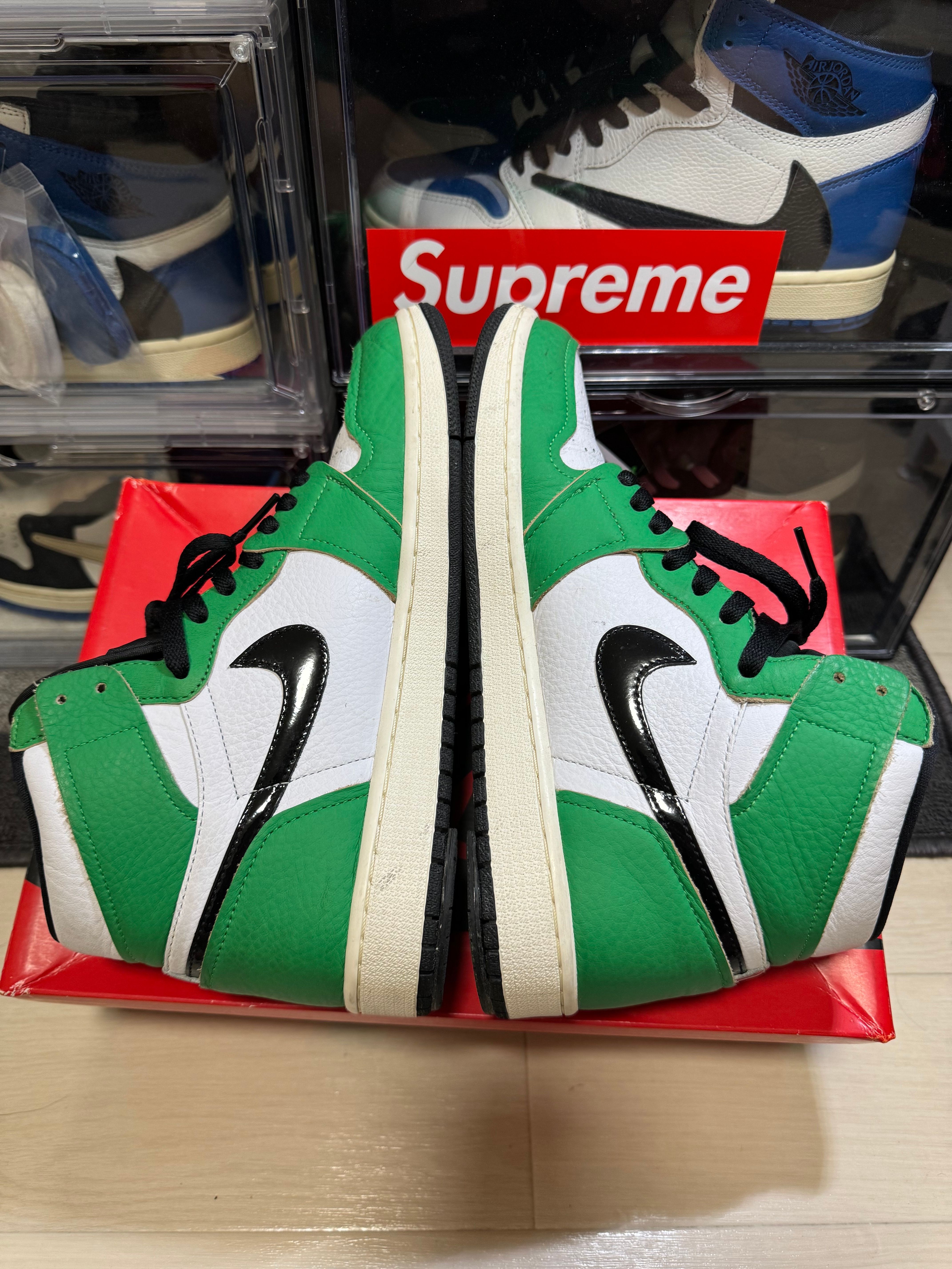 Nike Women's Air Jordan 1 High OG "Lucky Green/White-Sail-Black"   