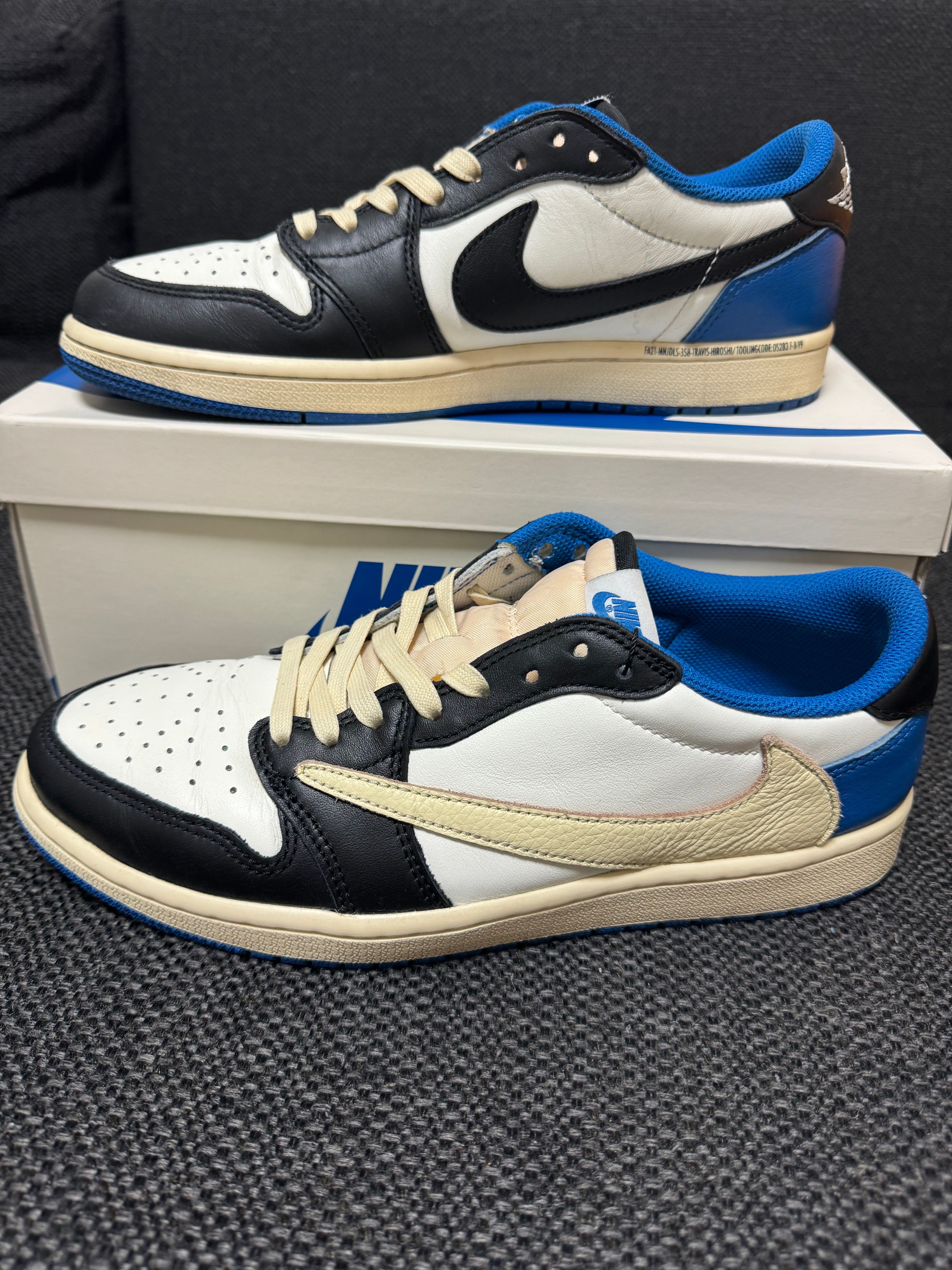 Travis Scott × fragment design × Nike Air Jordan 1 Low OG SP "Military Blue"