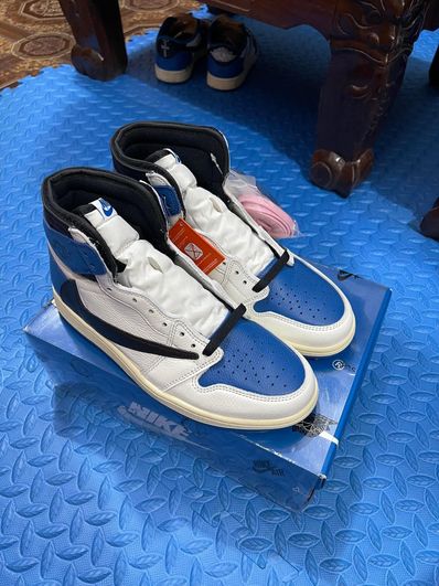 Travis Scott × fragment design × Nike Air Jordan 1 Retro High OG SP "Military Blue"