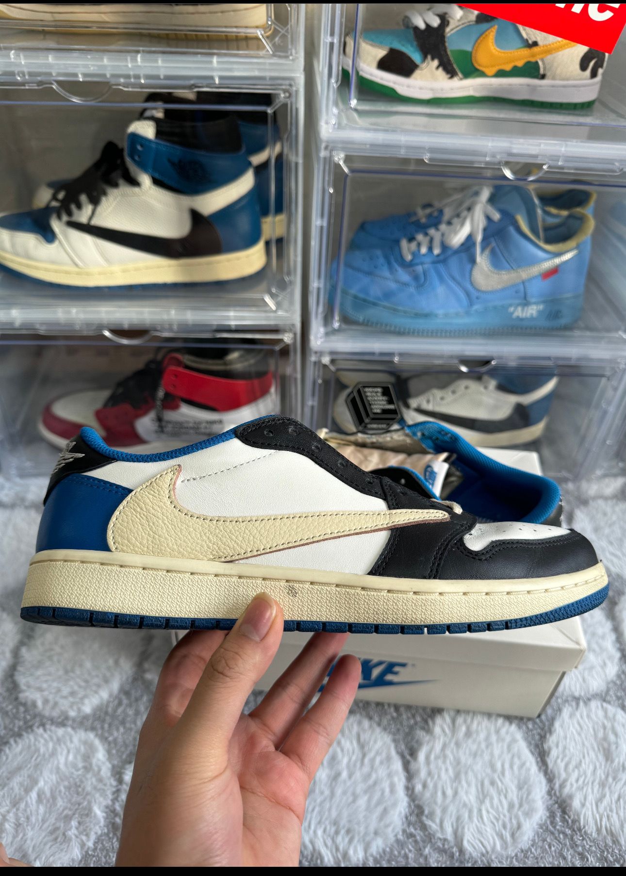 Travis Scott × fragment design × Nike Air Jordan 1 Low OG SP "Military Blue"