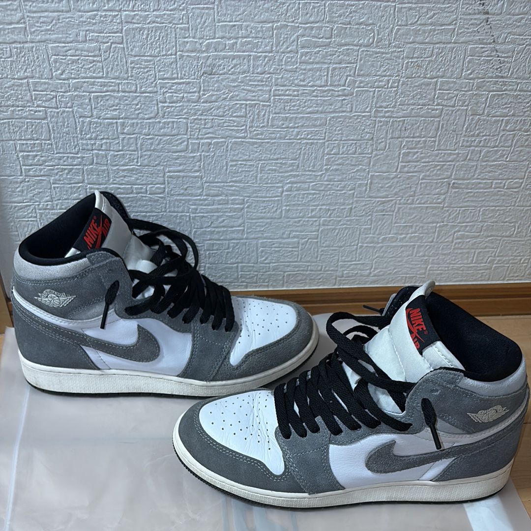 Nike GS Air Jordan 1 Retro High OG "Black and Smoke Grey"