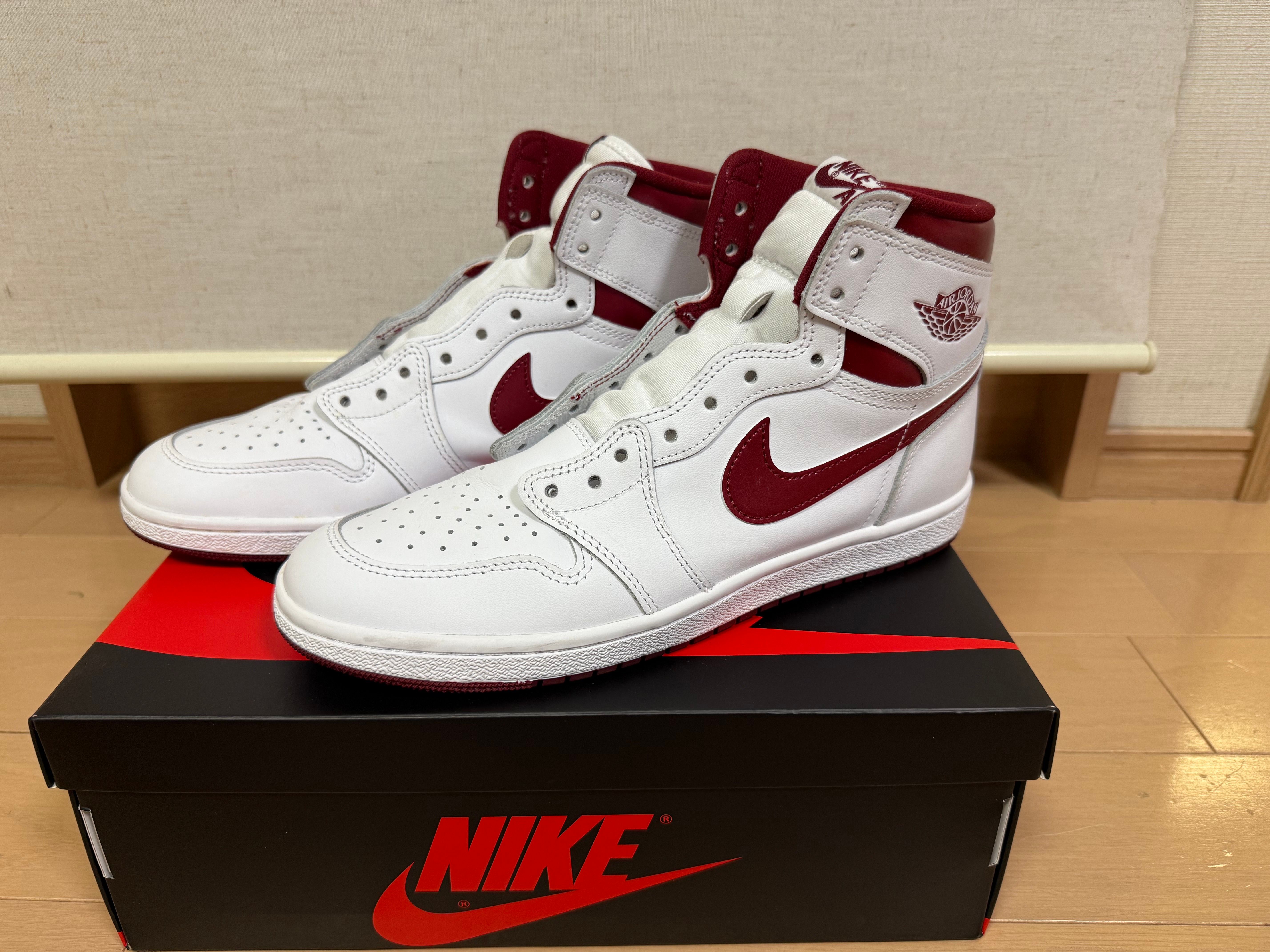 Nike Air Jordan 1 High '85 "Metallic Burgundy"