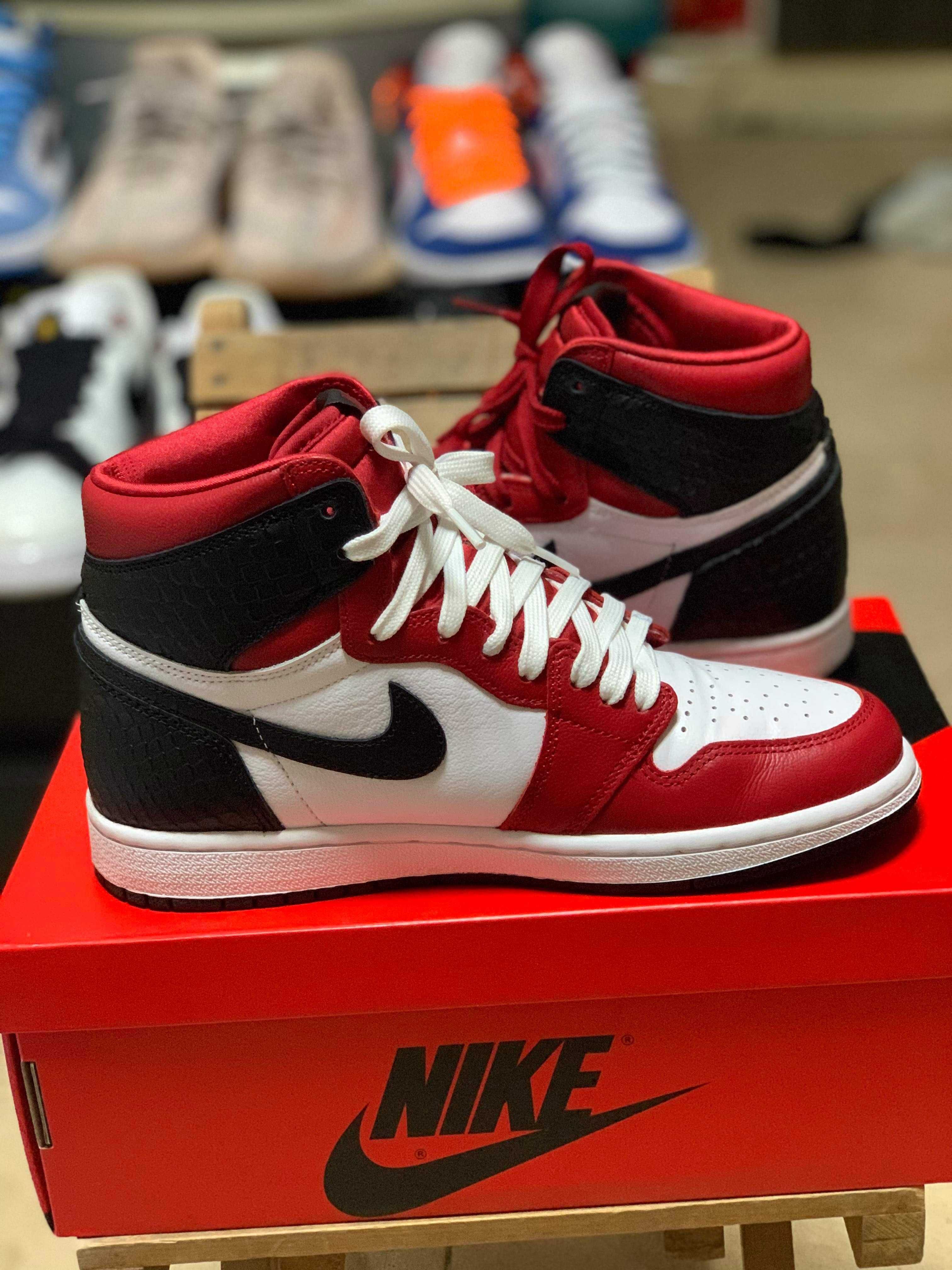Nike Women's Air Jordan 1 High OG "Satin Red"
