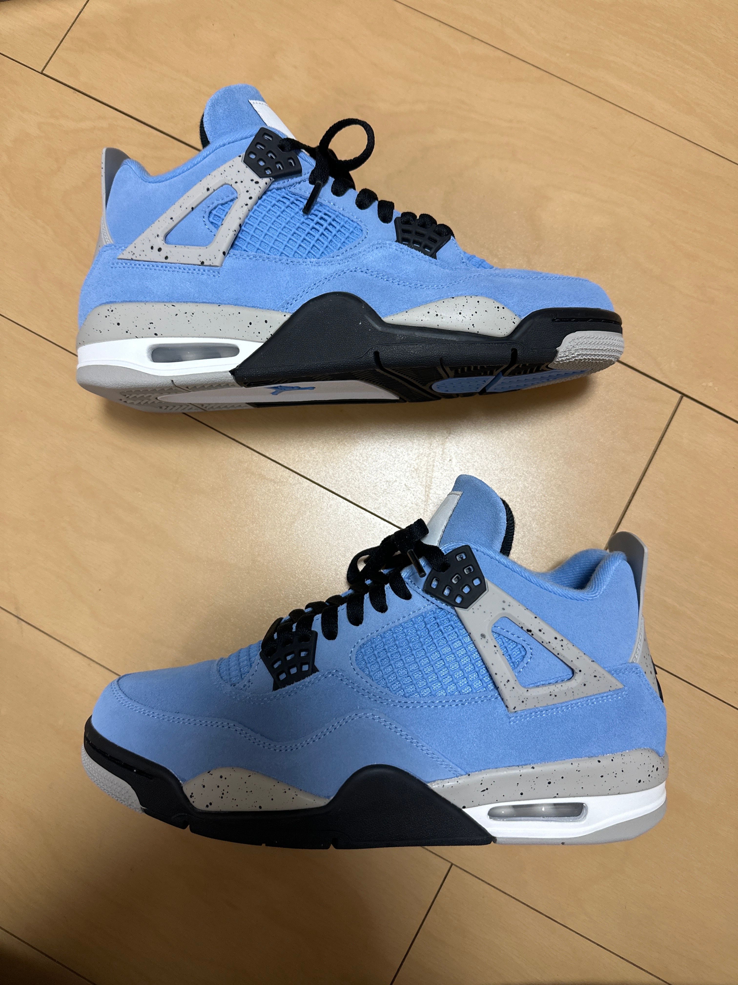 Nike Air Jordan 4 "University Blue"