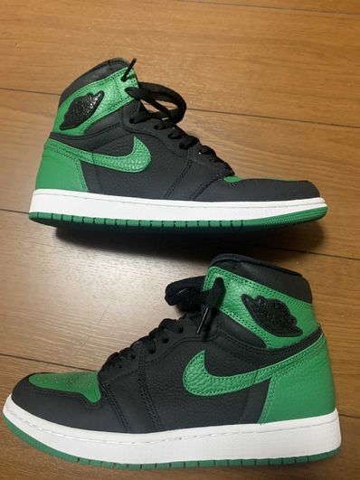 Nike Air Jordan 1 Retro High OG "Black/Pine Green" (2020)