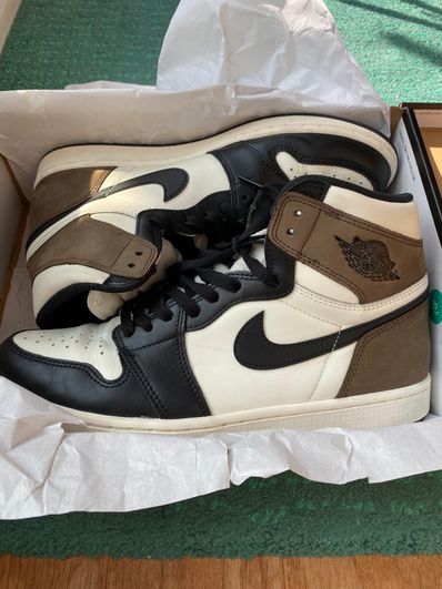Nike Air Jordan 1 High OG "Sail/Dark Mocha/Black"