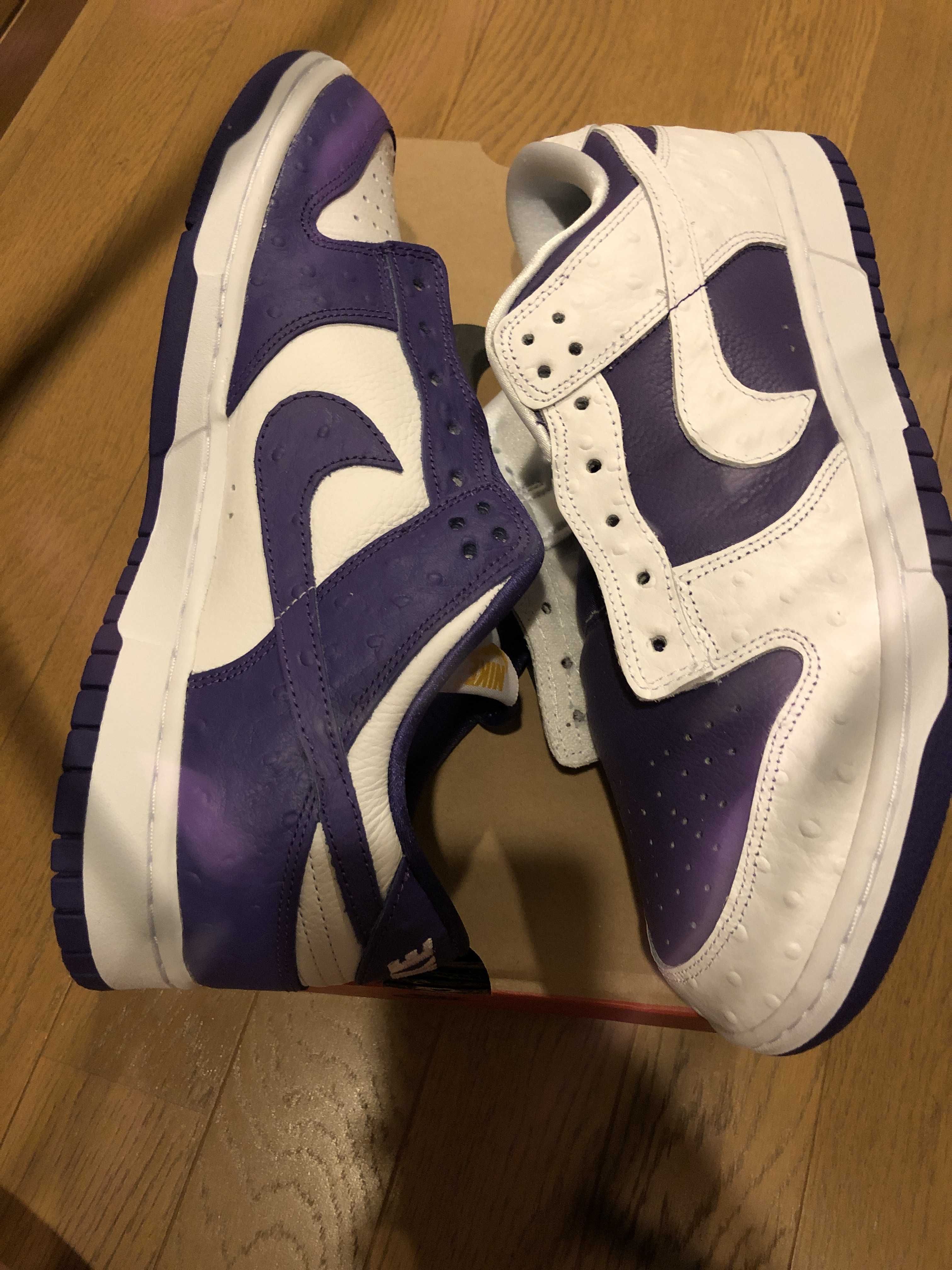 Nike Women's Dunk Low "Made You Look"