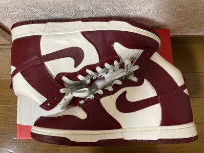 NIKE Women's DUNK HIGH "TEAM RED"