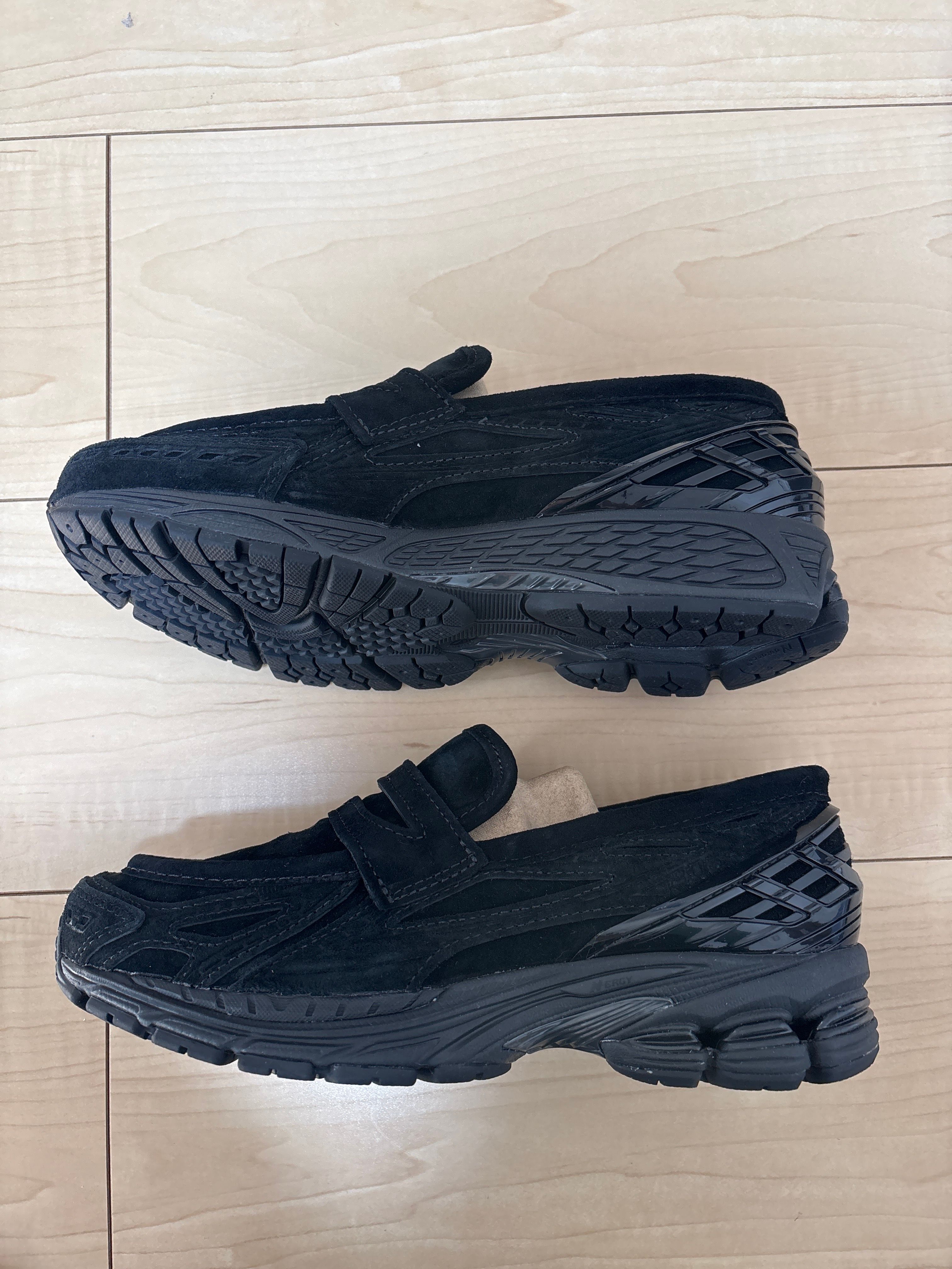 New Balance 1906L "Black Suede"