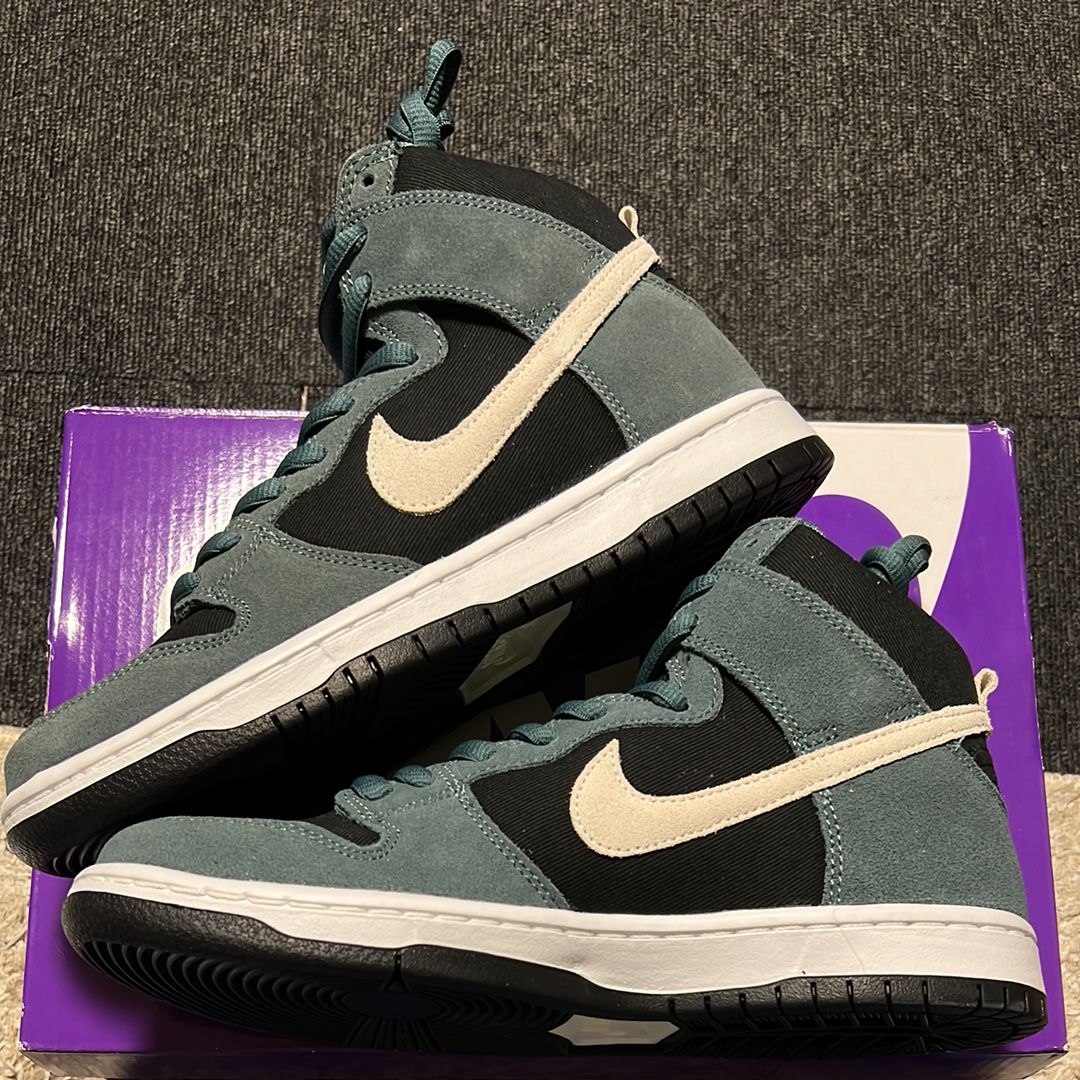 Nike SB Dunk High "Mineral Slate Suede"