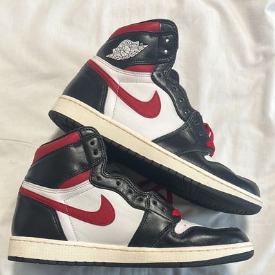 Nike Air Jordan 1 Retro High "Black/White/Sail/Gym Red"