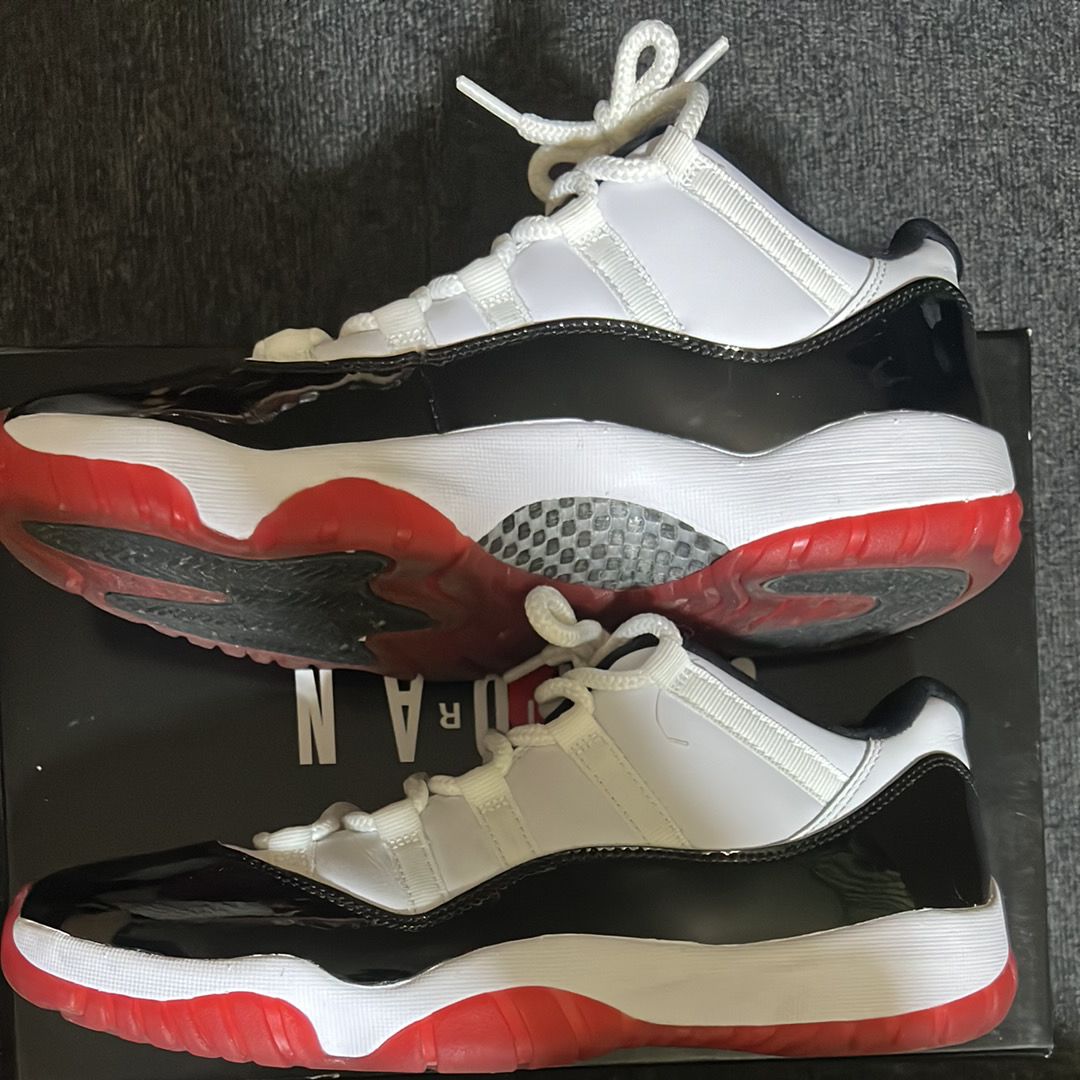 Nike Air Jordan 11 Low "Gym Red"