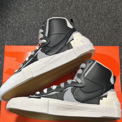 sacai × NIKE BLAZER MID "BLACK/WOLF GREY/WHITE"