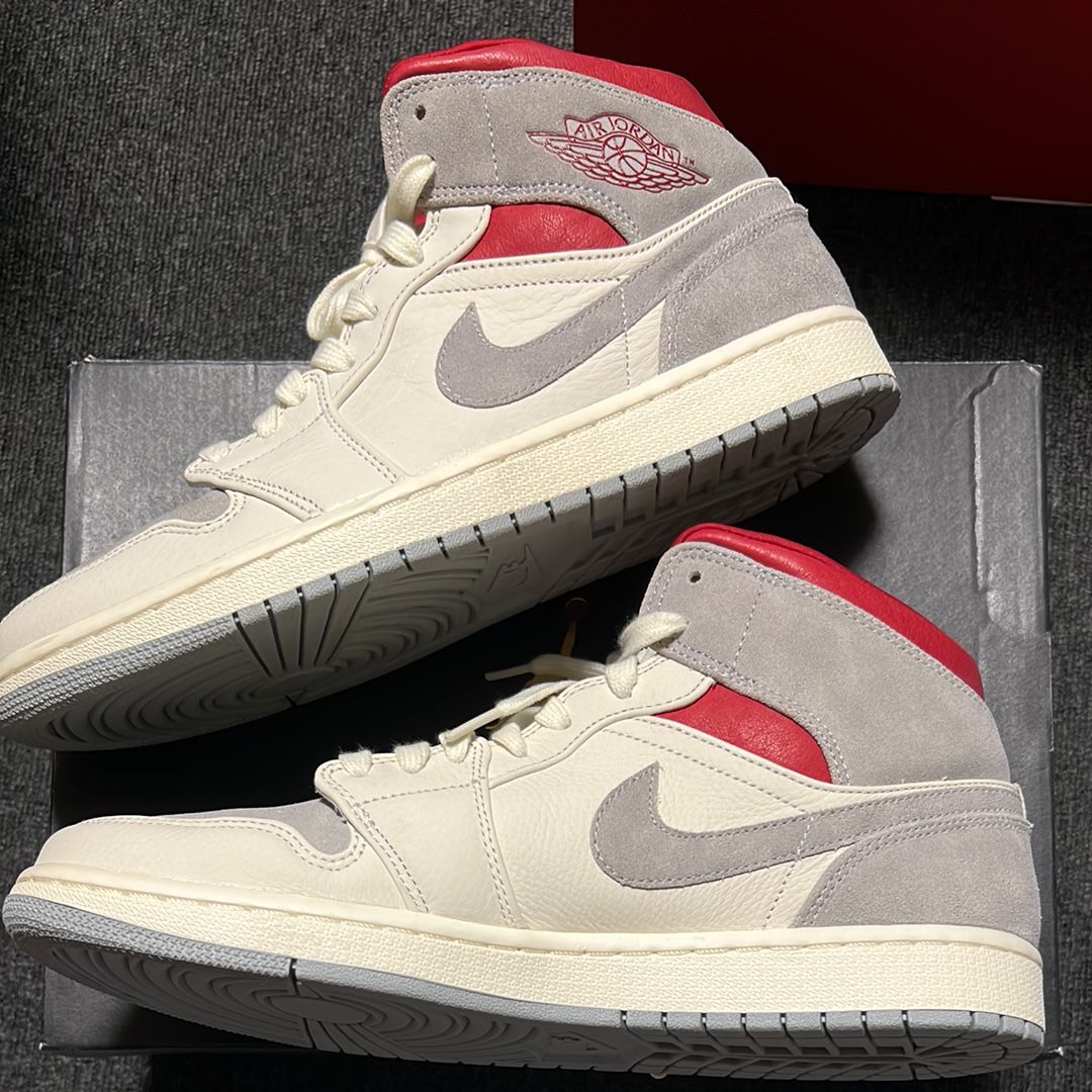 SNS×NIKE AIR JORDAN 1 MID "GREY/RED"