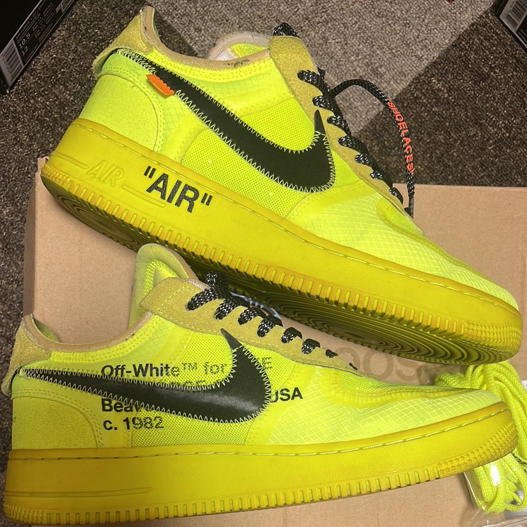 Off-White × Nike Air Force 1 Low "Volt"