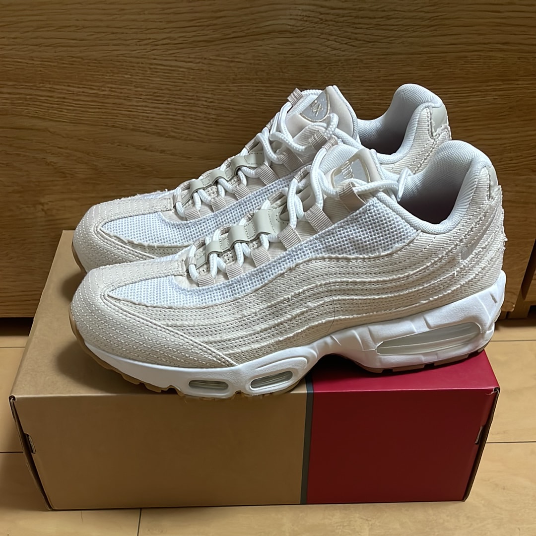 Levi's × Nike Air Max 95 OG "Denim White"