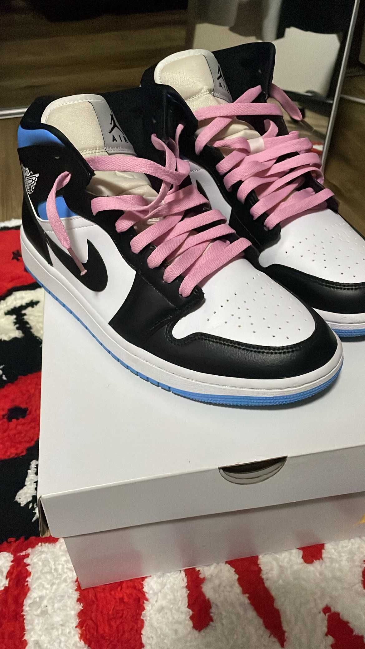 Nike Women's Air Jordan 1 Mid "Black/University Blue"