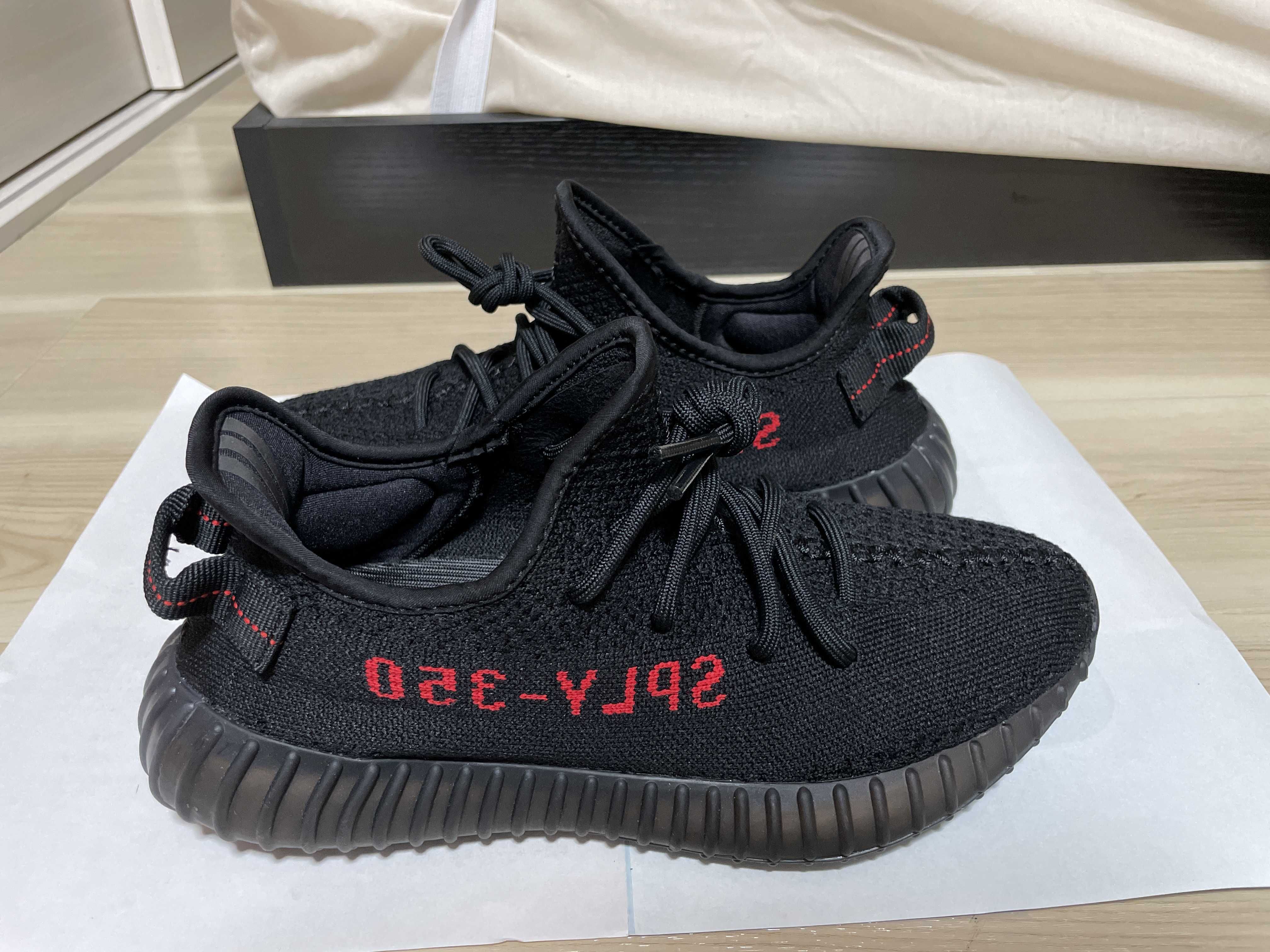 adidas YEEZY Boost 350 V2 "Core Black/Red" (2020)