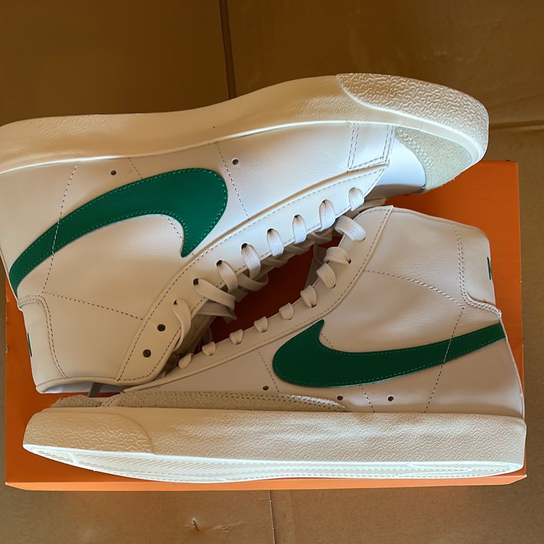NIKE BLAZER MID VINTAGE 77 "LUCID GREEN"