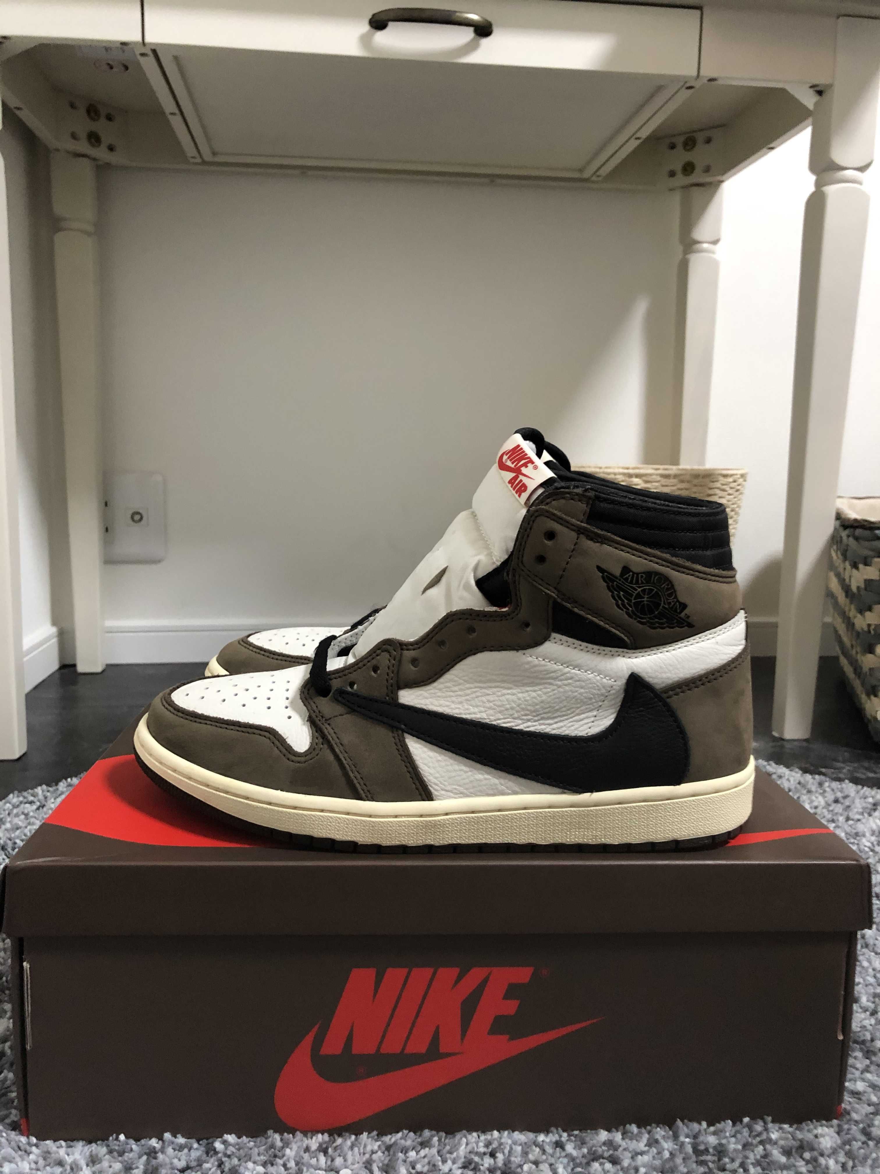 Travis Scott × Nike Air Jordan 1 Retro High OG TS SP "Sail/Dark Mocha"