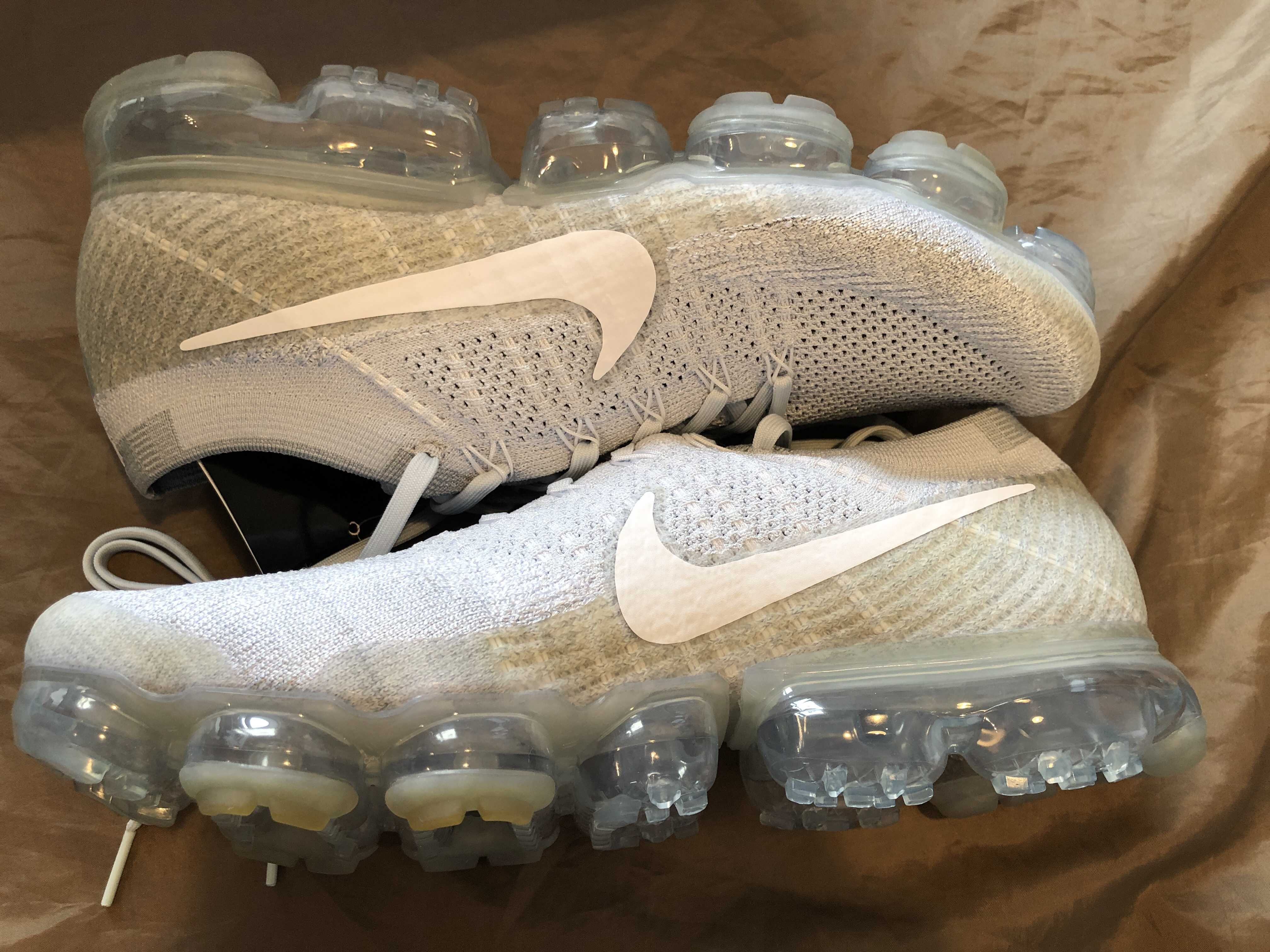 NIKE AIR VAPORMAX "PURE PLATINUM"