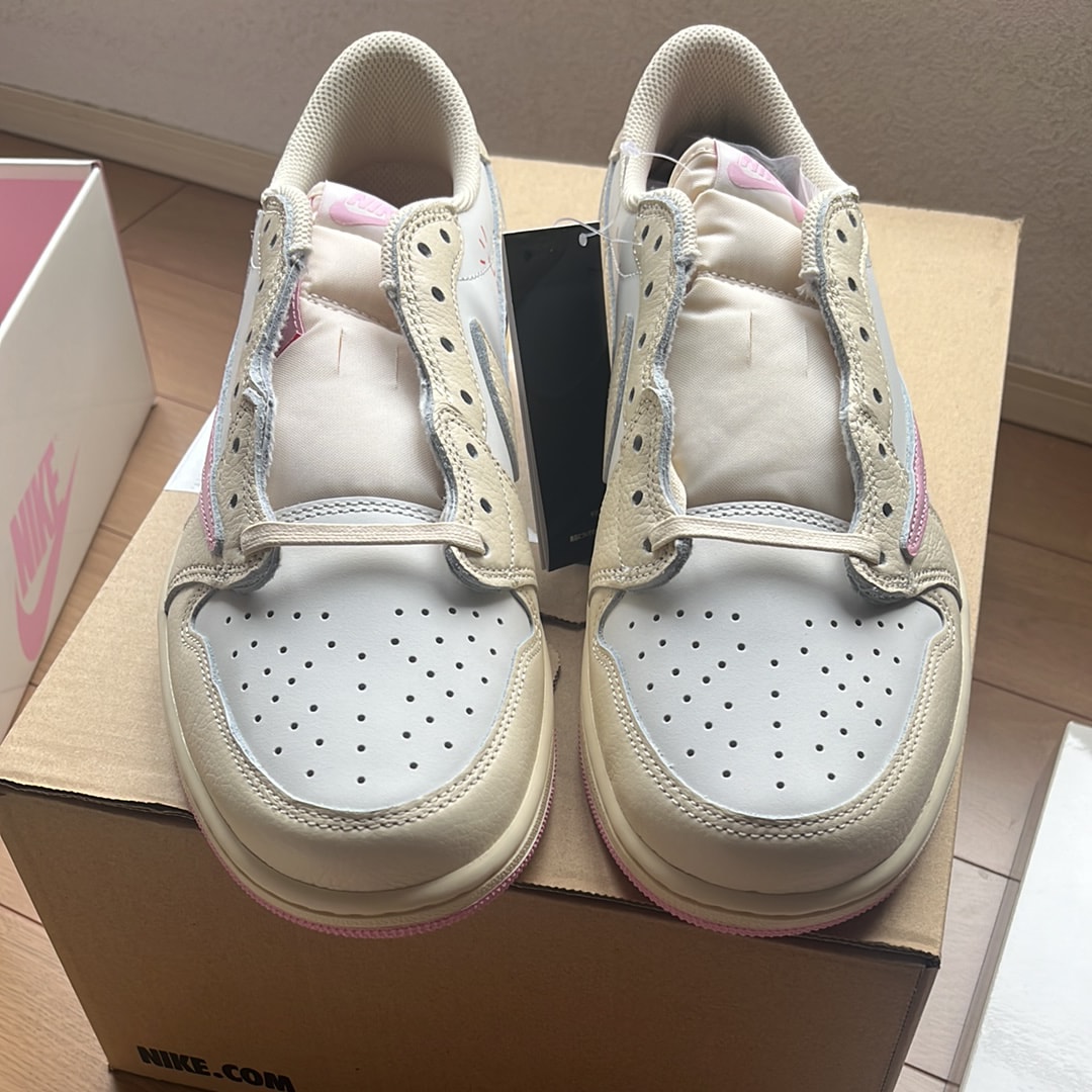 Travis Scott × Nike Air Jordan 1 Retro Low OG "Muslin/Shy Pink"