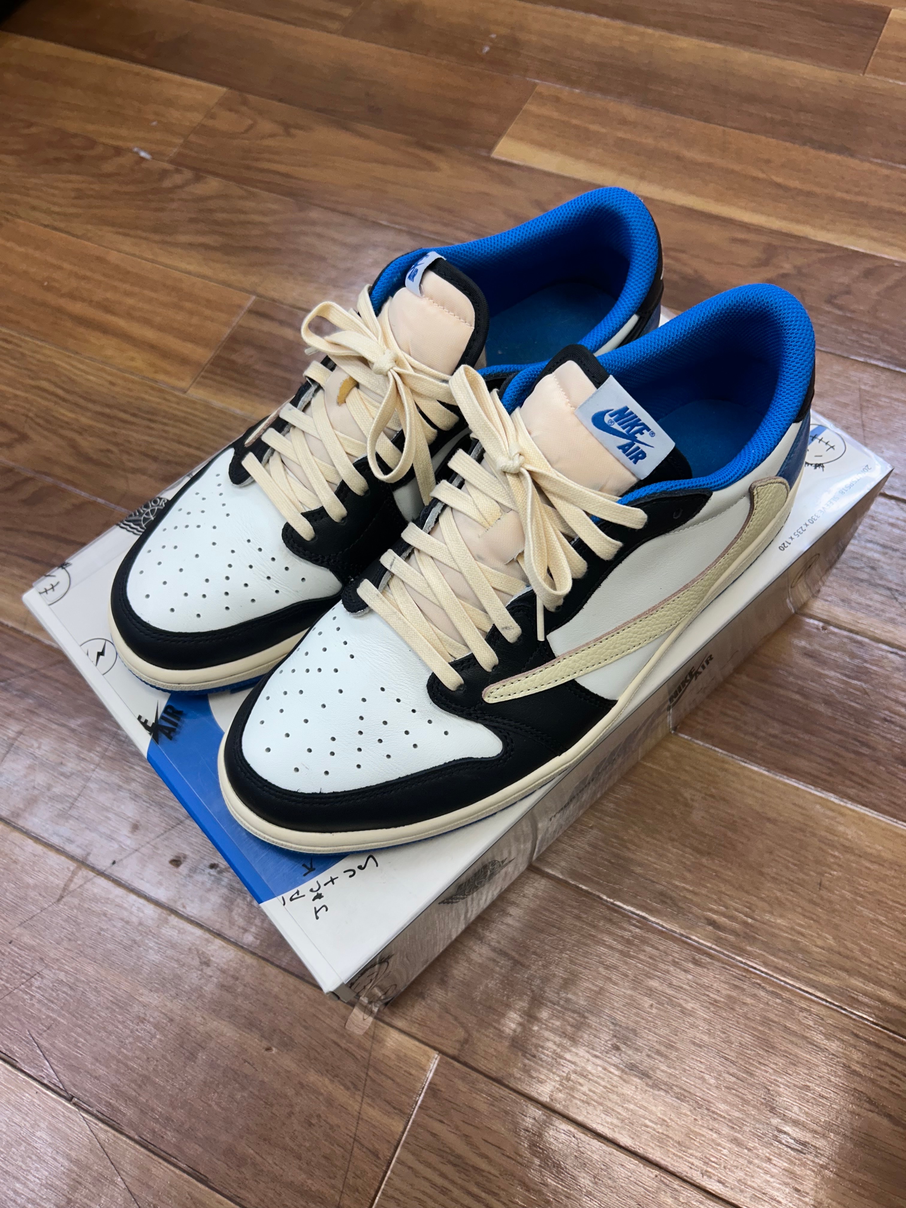 Travis Scott × fragment design × Nike Air Jordan 1 Low OG SP "Military Blue"